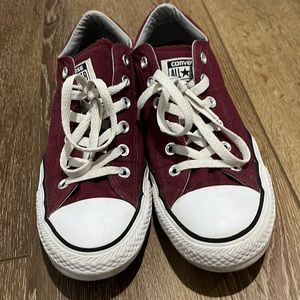 Converse- Madison Low top sneaker Maroon